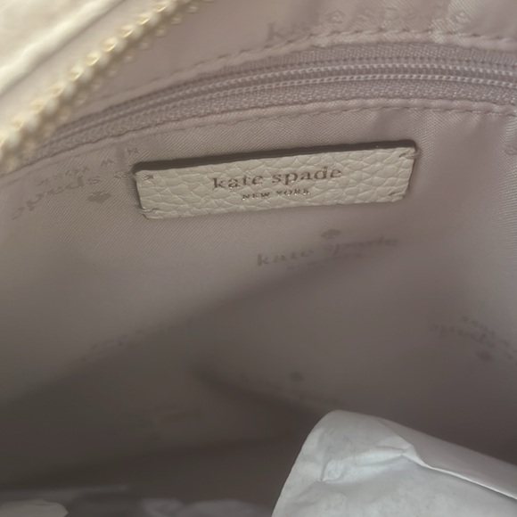 Kate Spade New York large off-white tote with zipper - Picture 5 of 12